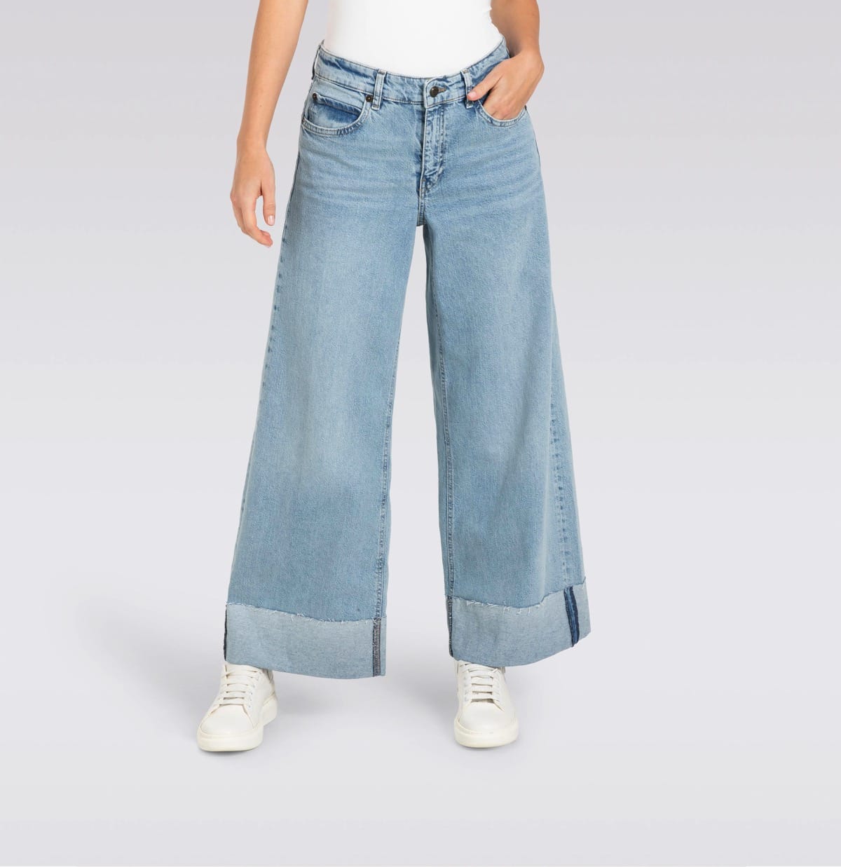 Jeans NEVADA superwide urban azur blue Jeans MAC