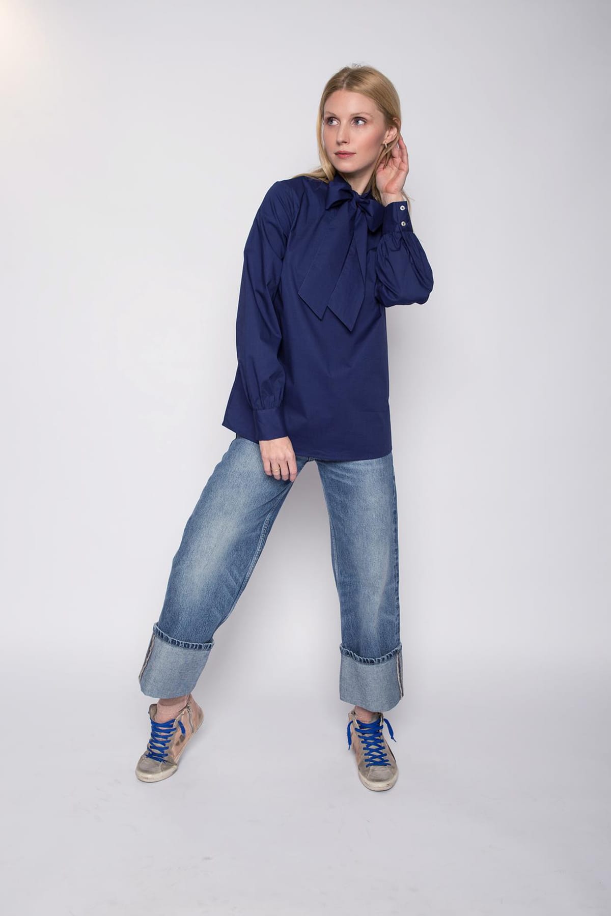 Coole Schluppenbluse mit Schlitz im Ausschnitt navy Blusen Emily van den Bergh