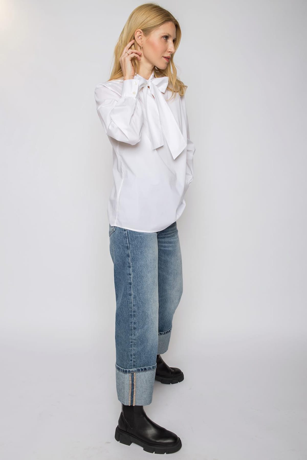 Coole Schluppenbluse mit Schlitz im Ausschnitt white Blusen Emily van den Bergh