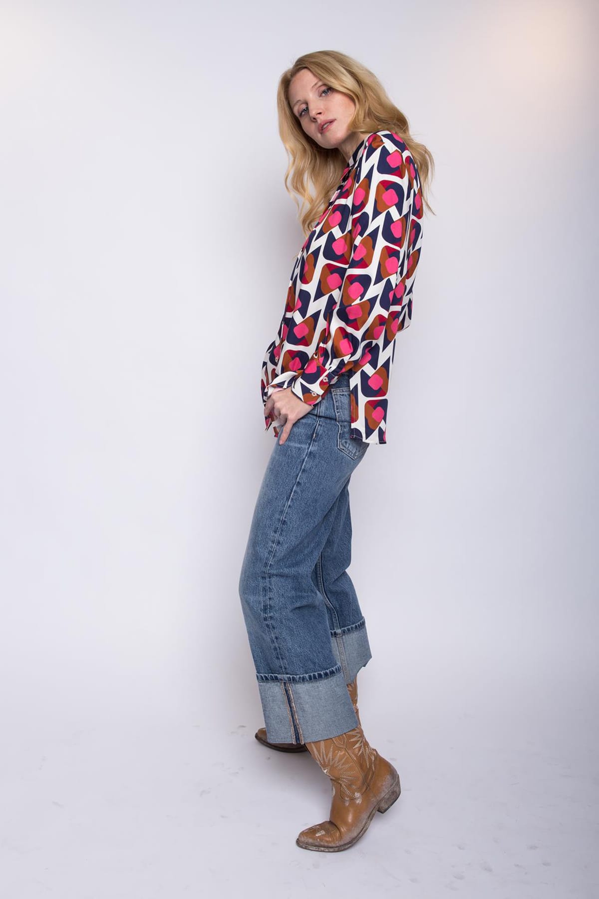 Weite Hemdbluse mit geometrischem Muster white navy pink Blusen Emily van den Bergh