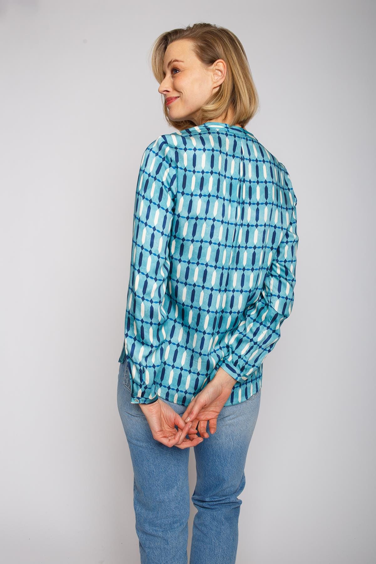 Bluse Damenbluse aqua Töne Bluse Emily van den Bergh 