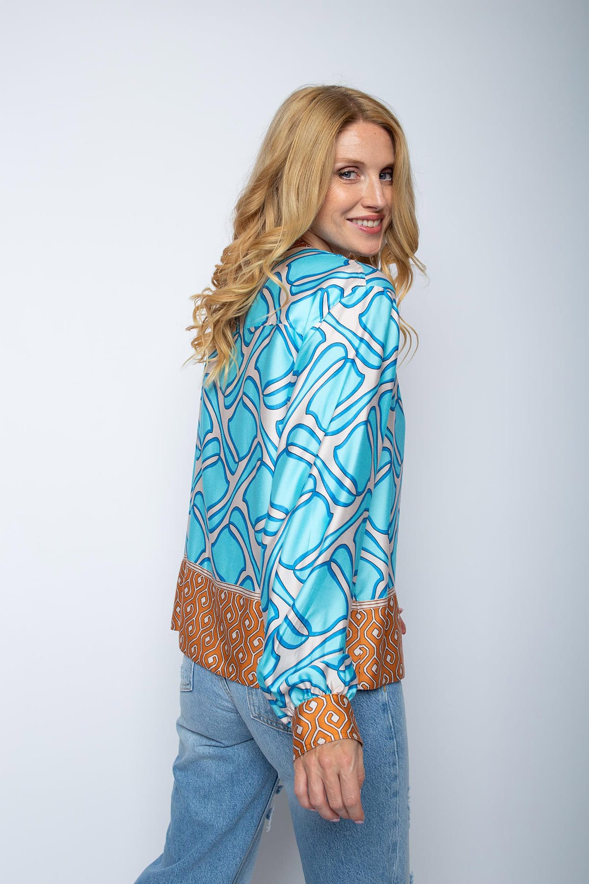 Damenbluse aqua cognac border Bluse Emily van den Bergh 