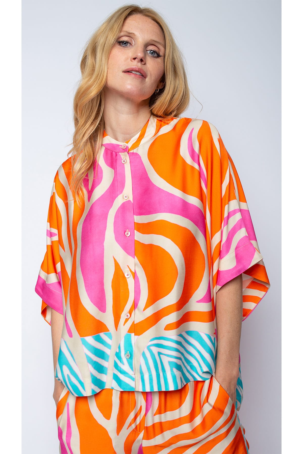 Damenbluse orange pink zebra Bluse Emily van den Bergh 