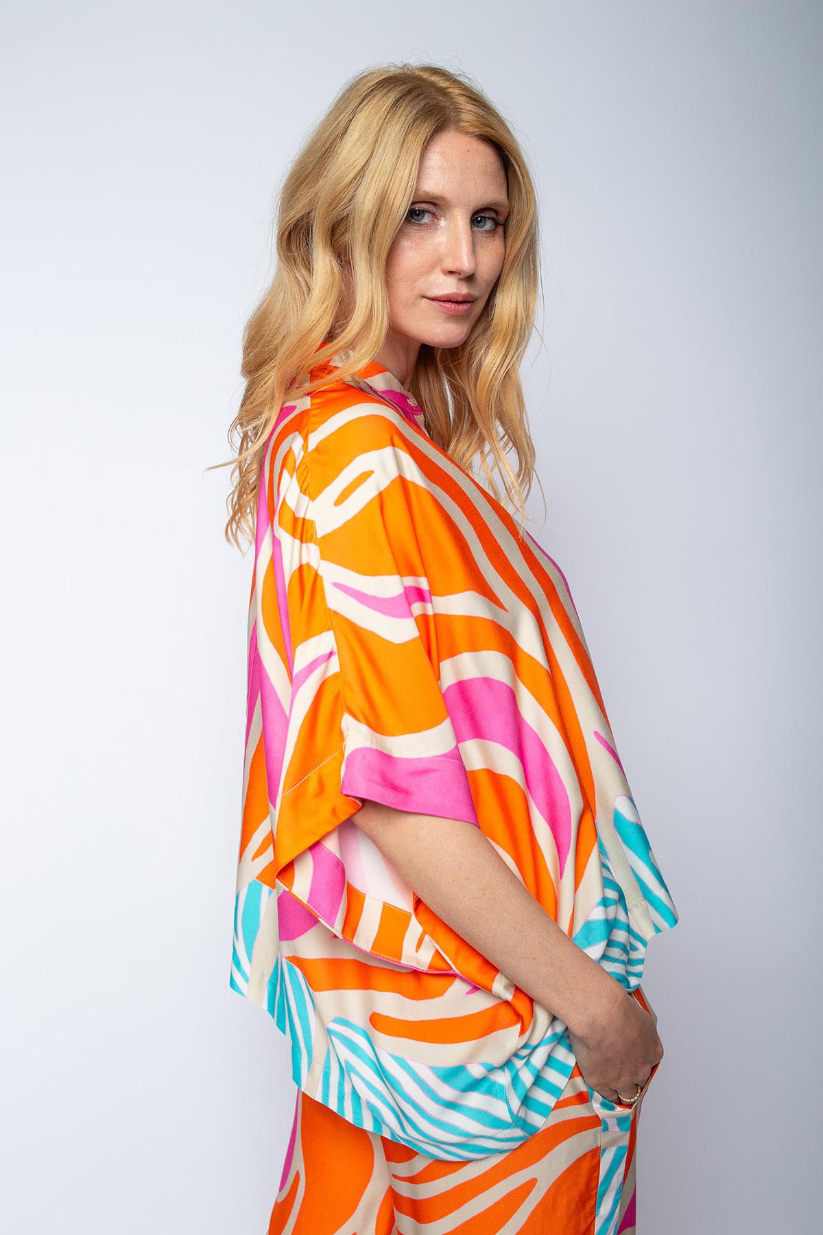Damenbluse orange pink zebra Bluse Emily van den Bergh 