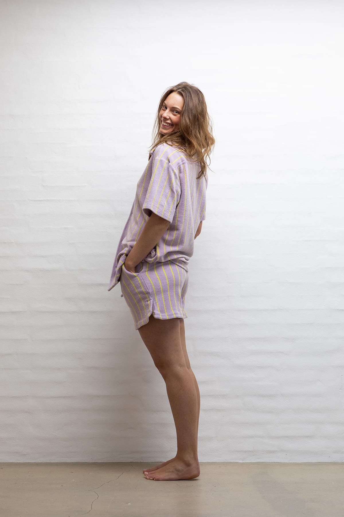 Gym Shorts Naram lilac & neon yellow Gym Shorts Bongusta 
