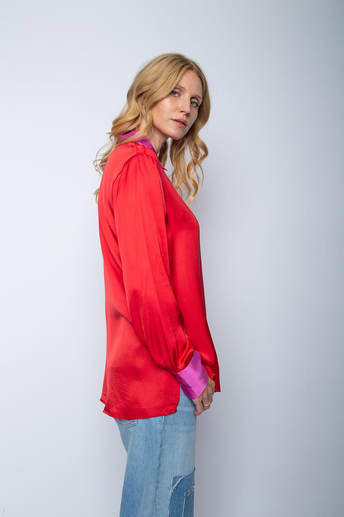 Lässige Bluse mit Kontrastfarbe red Bluse Emily van den Bergh 