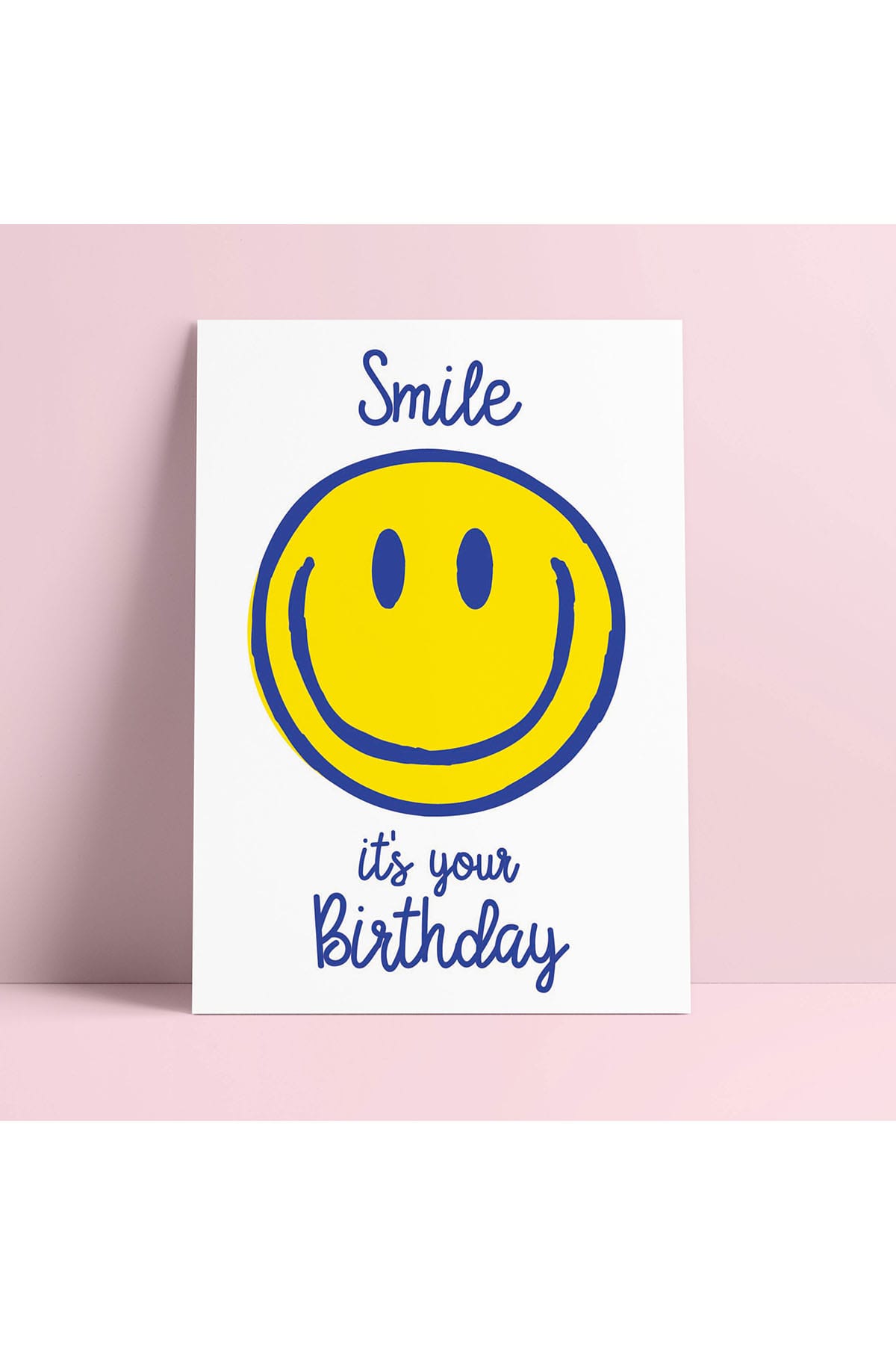 Postkarten Postkarte Smile It's Your Birthday mit Smiley | Standard Postkarte Studio Inktvis 