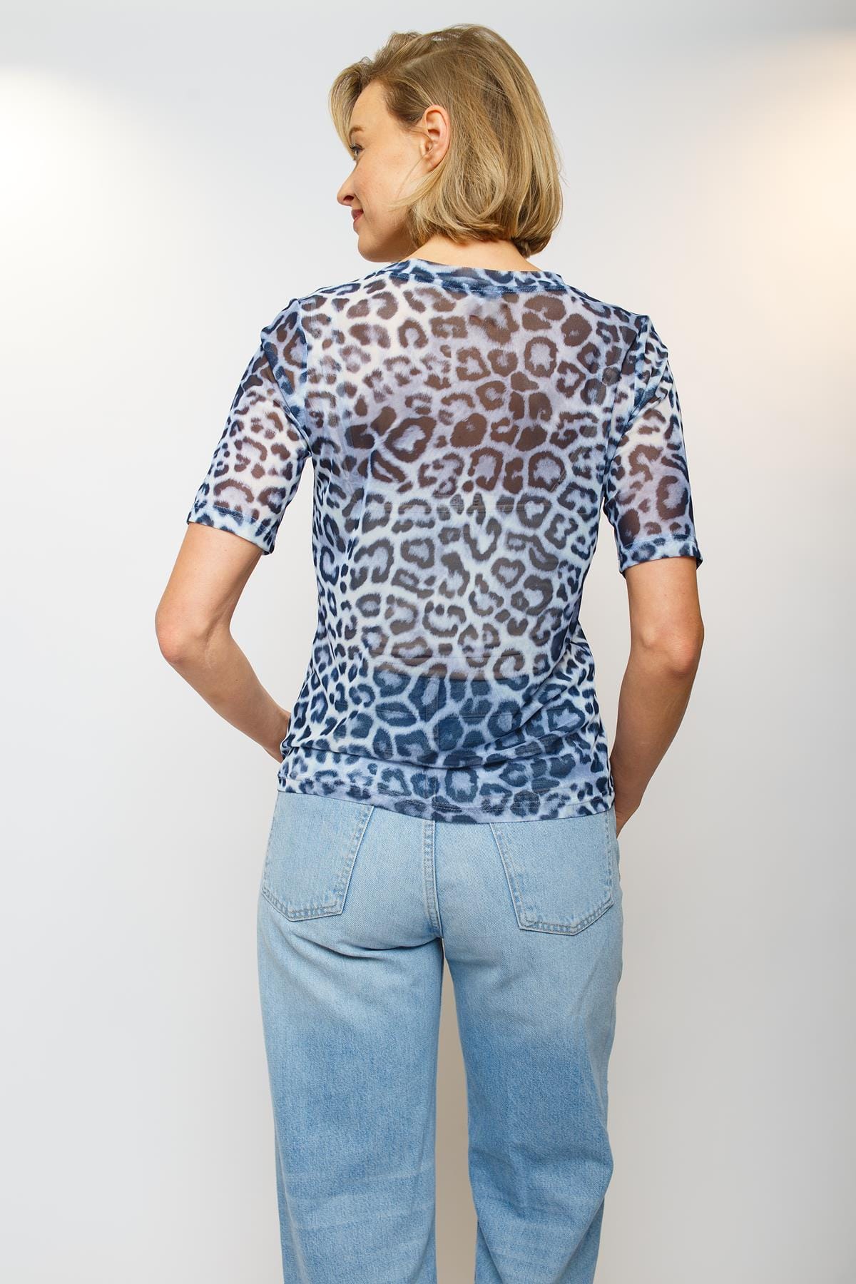 T-Shirt T-Shirt indigo leo T-Shirt Emily van den Bergh 