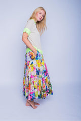 Leichter, kurzärmeliger Pullover mit Colour Block Design sand lemon Pullover Emily van den Bergh 